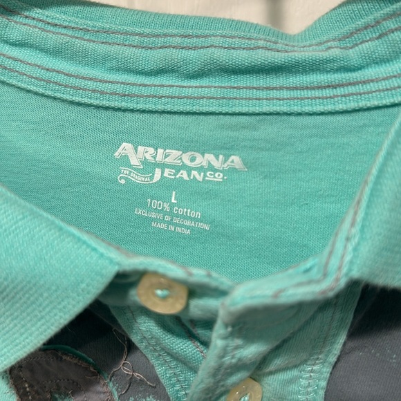 Arizona 2 button collar shirt great shape size Large, worn very few times - Picture 2 of 3